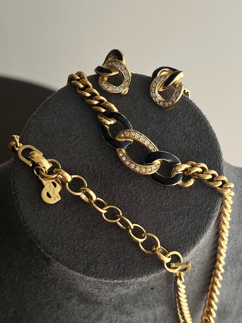Authentic Vintage Dior Interlocking Chain Black Gold Clip Earrings Necklace Set